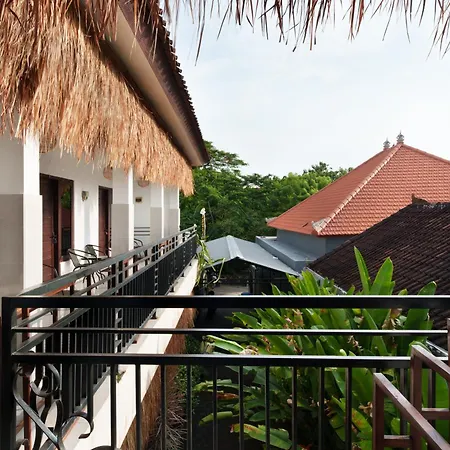 Dude Surf House Uluwatu
